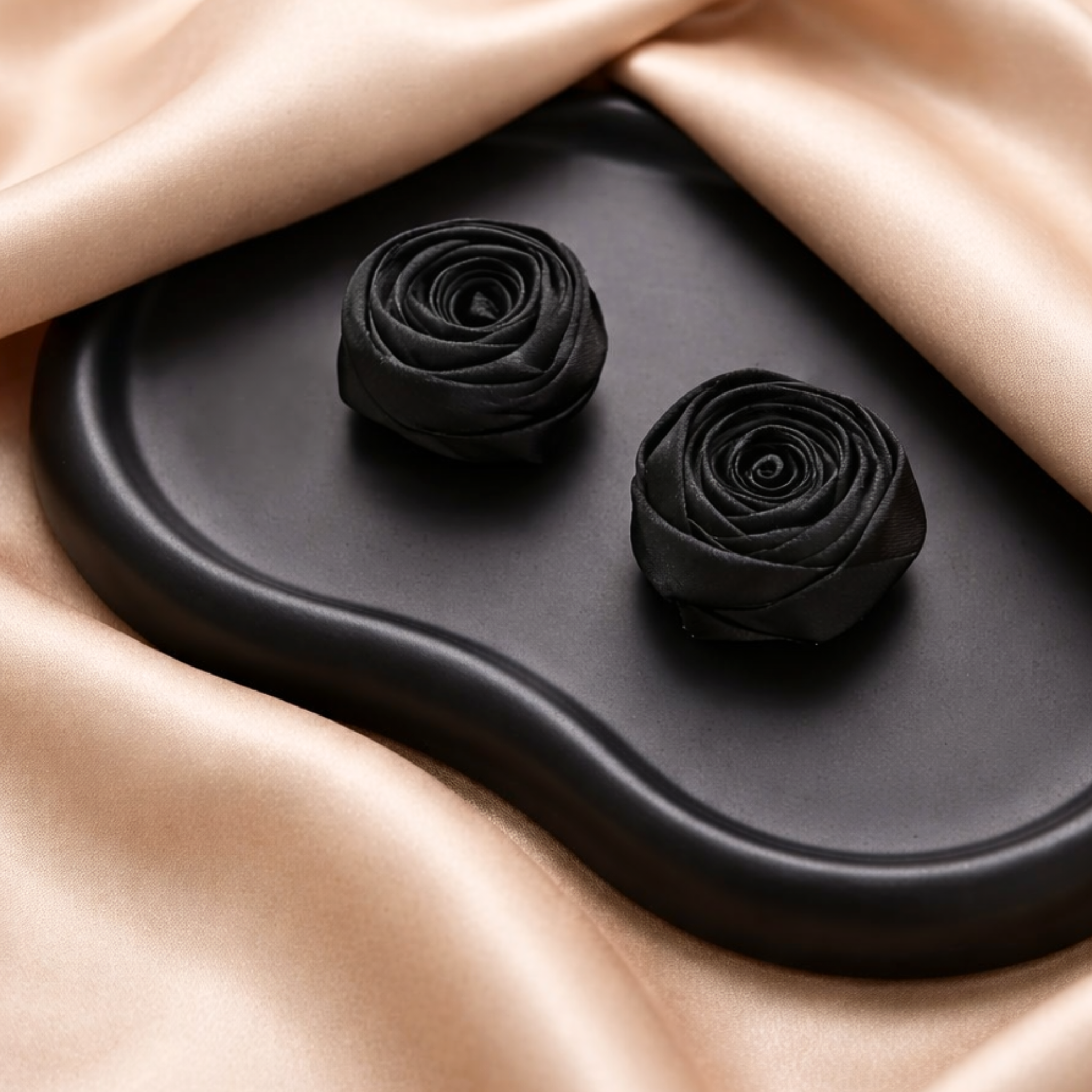 Satin Swirl Clip (Pair)